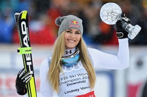 Lindsey Vonn Stunned Wearing Nothing But Body。